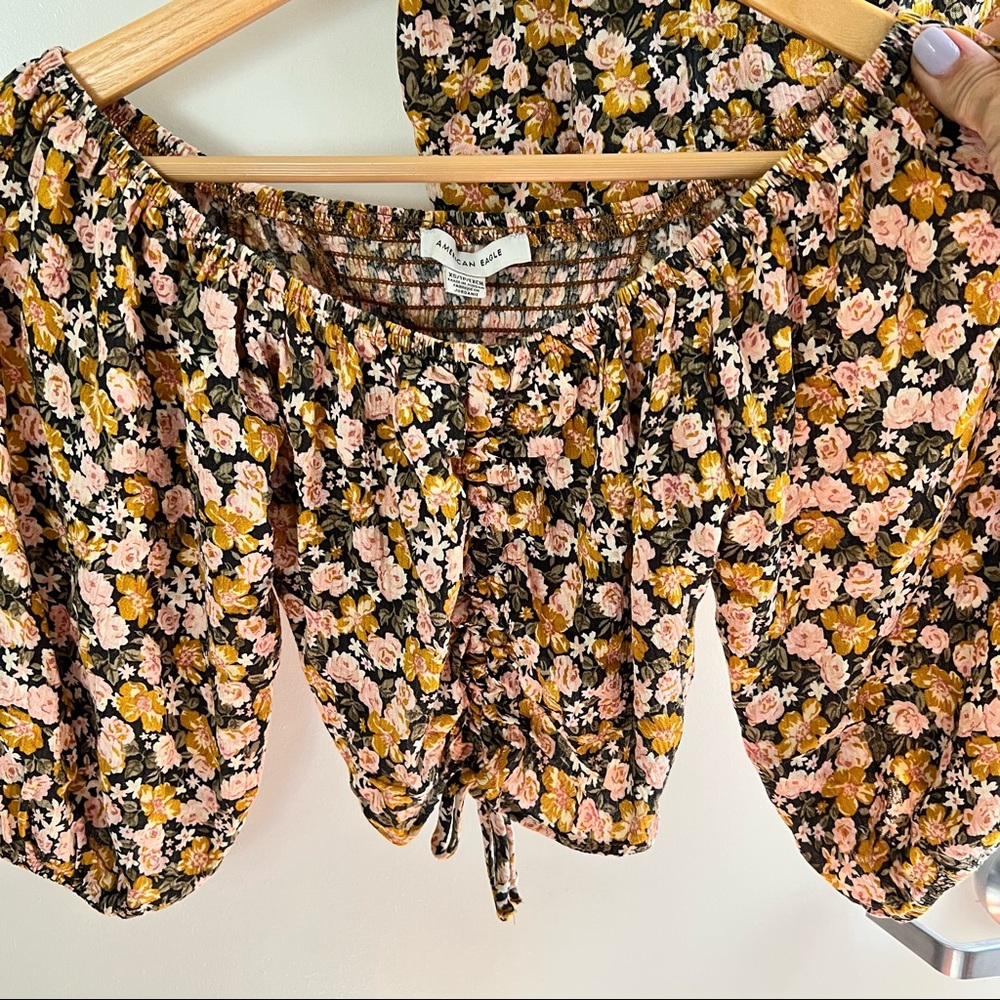 2 piece AEO Floral Flowy Pants and Crop Top XS - Picture 3 of 3